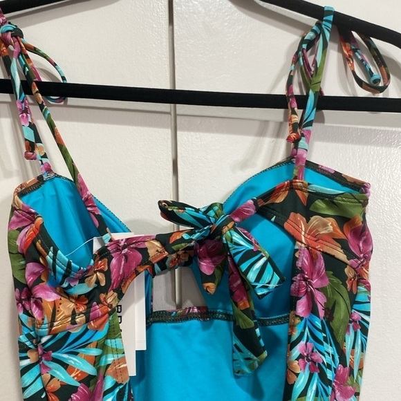 Lucky Brand Floral Tie Shoulder One Piece Size Medium - Picture 7 of 7